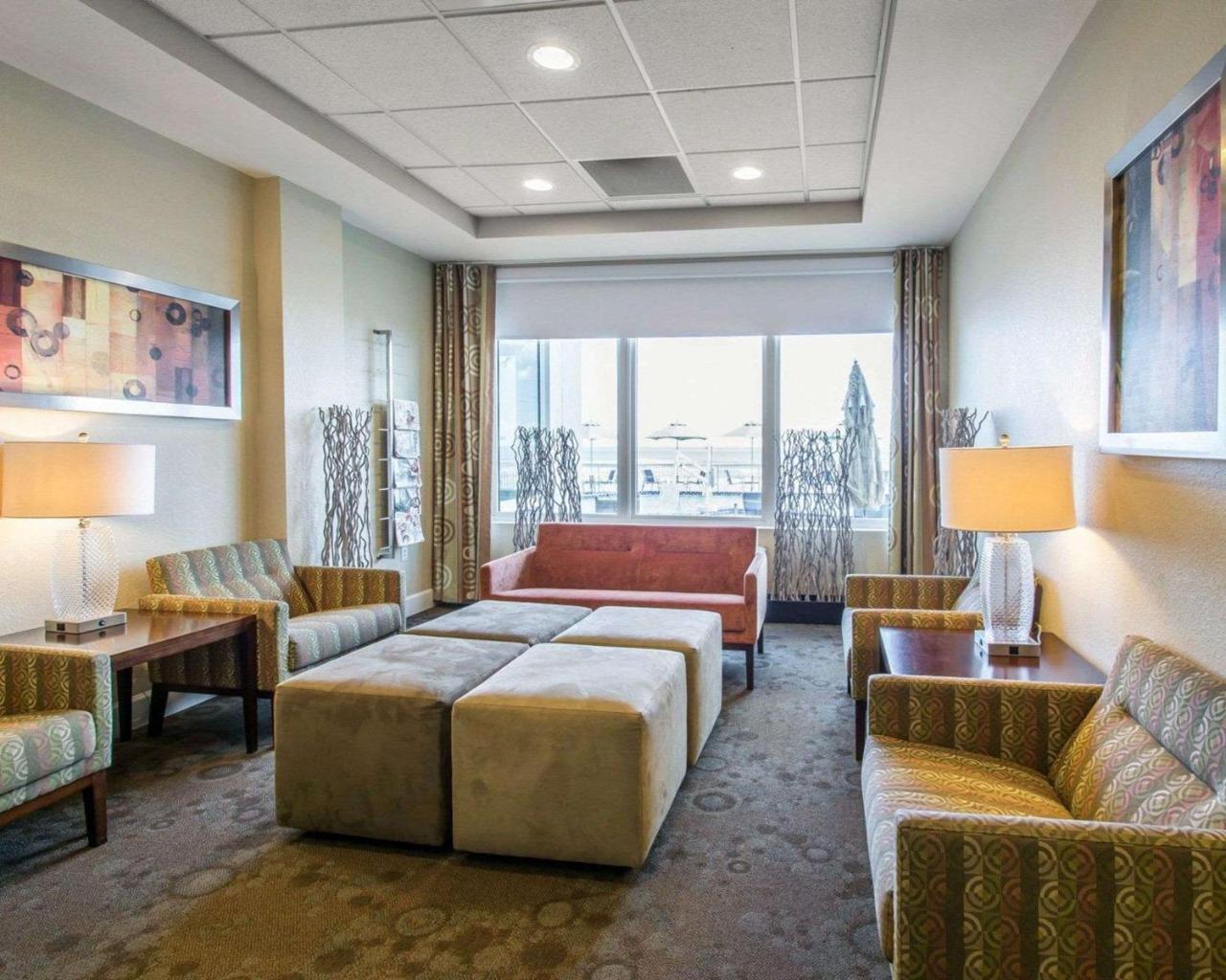 Bluegreen Vacations Daytona Seabreeze, Ascend Resort Collection デイトナ・ビーチ・ショアーズ エクステリア 写真